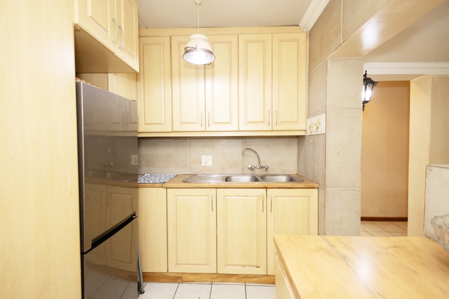 5 Bedroom Property for Sale in Vredekloof Western Cape